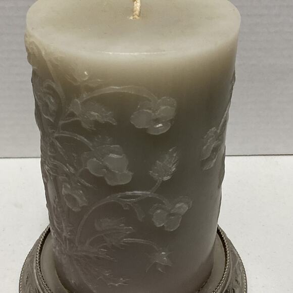 4lb Embossed Gray Candle with Attached Silvertone Base - Picture 8 of 13